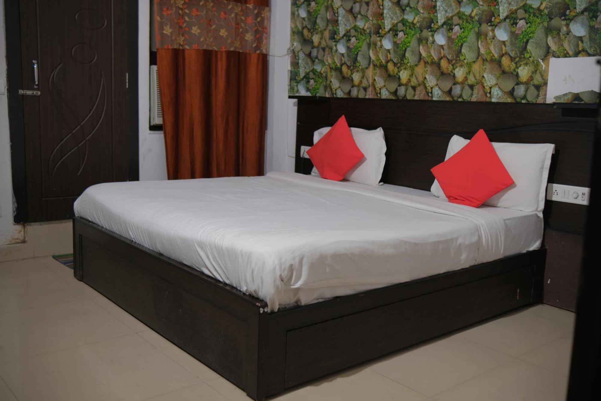Hotel Quality Time Udaipur Exteriör bild