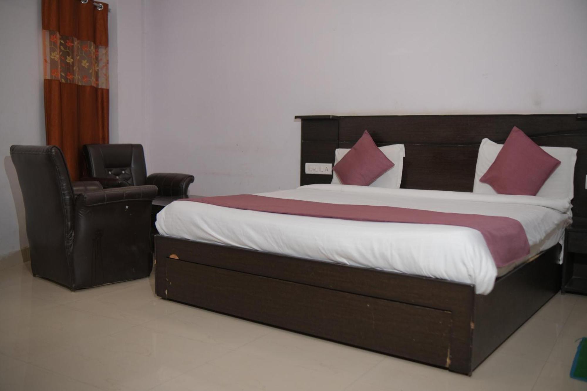 Hotel Quality Time Udaipur Exteriör bild