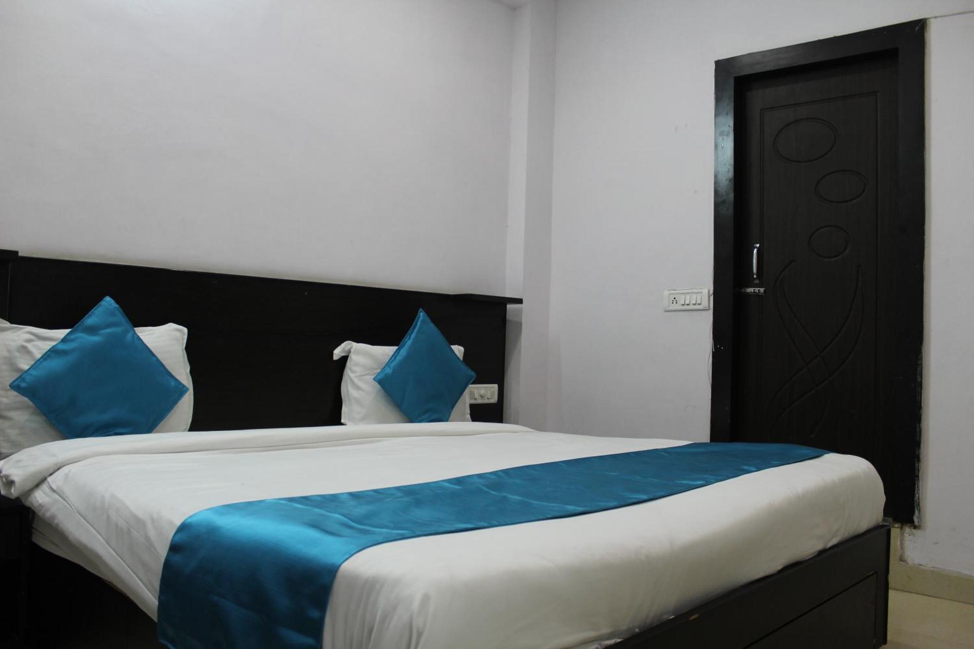 Hotel Quality Time Udaipur Exteriör bild